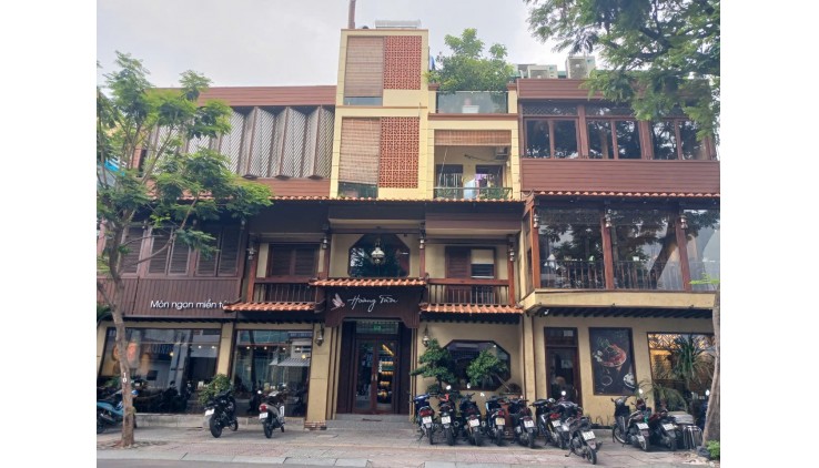 Nhà Bán Gấp Nguyễn Cảnh Chân, Phường Cầu Kho, Quận 1.