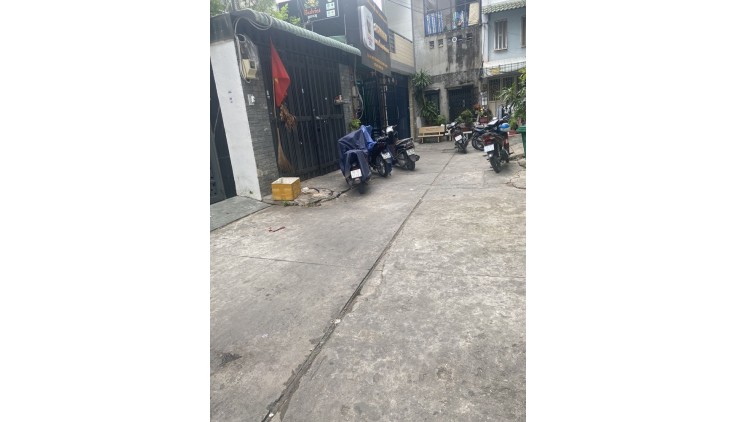 Bán gấp nhà hẻm ô tô Tân Hương, DT 4x21m, nhà mới