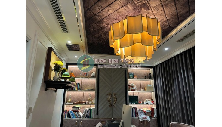 Bán biệt thự 24 đường số 18 Phú Hữu DT: 11x15m 4T full nội thất giá 22 tỷ