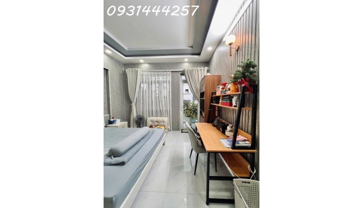 Bán nhà 4 tầng hẻm 55 Nguyễn Văn Công 70m2 ngang 4m cạnh chợ Tân Sơn Nhất 8 tỷ hơn.