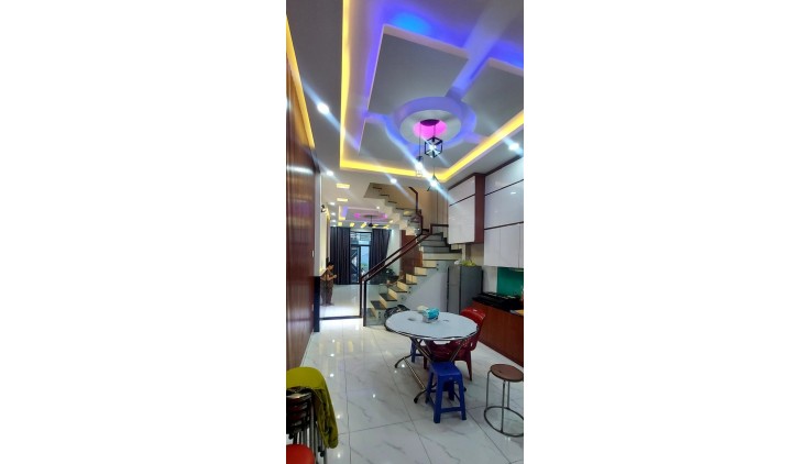 Siêu phẩm 4 tầng 65m2 cạnh Lê Văn Qưới BT chỉ 6 tỷ xí.