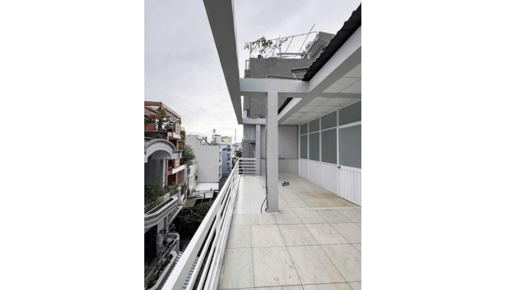 BÁN NHÀ BÌNH THẠNH - XE HƠI NGỦ TRONG NHÀ - 4 TẦNG BTCT - GẦN 40M2 - KHÔNG LỘ GIỚI QH - CHỈ 6.35 TỶ