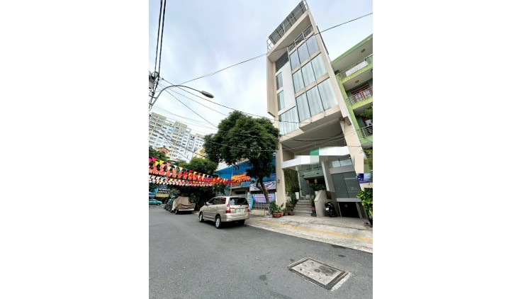 Cho thuê văn phòng 100m2 đường 46 quận 4 giáp quận 1. Giá chỉ 12$/m2 báo phí quản lý. Lh 0964340640