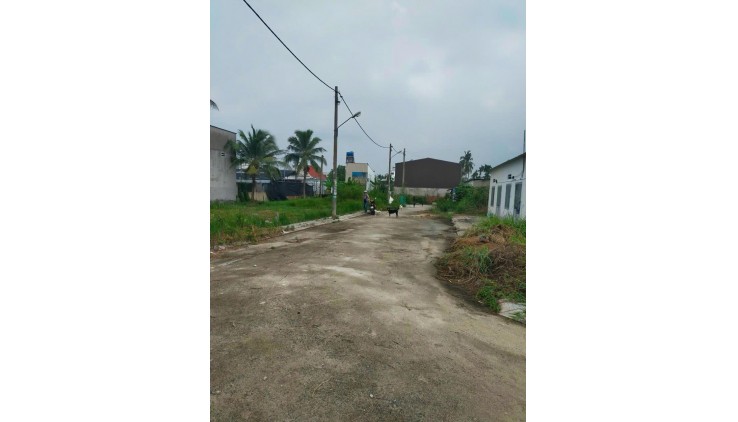 Đất Đẹp - Giá Tốt - Chính Chủ Cần Bán nhanh lô đất vị trí đẹp tại quận 12, TPHCM