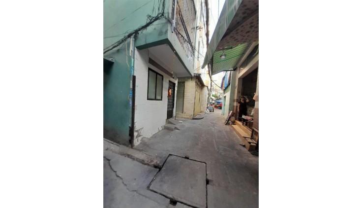 NHÀ NGAY BỆNH VIỆN HÒA HẢO - QUẬN 10 - 2 TẦNG - 17M2 - AN NINH  NHỈNH 3 TỶ