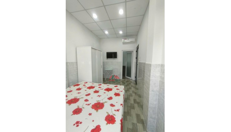 Hạ ngay 3 tỷ bán gấp nhà 2 mặt hẻm Phan Xích Long 5x16m HDT 80tr/tháng giá chỉ 13,2 tỷ