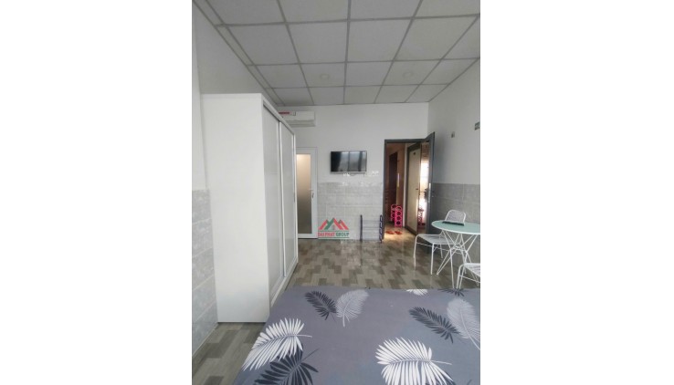 Hạ ngay 3 tỷ bán gấp nhà 2 mặt hẻm Phan Xích Long 5x16m HDT 80tr/tháng giá chỉ 13,2 tỷ