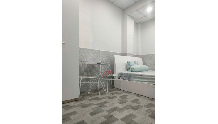 Hạ ngay 3 tỷ bán gấp nhà 2 mặt hẻm Phan Xích Long 5x16m HDT 80tr/tháng giá chỉ 13,2 tỷ