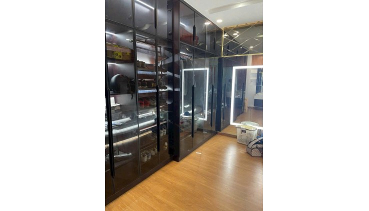 Sản phẩm siêu giữ tiền hẻm 325 Bạch Đằng, BT. DT 6x20m Hầm 6 tầng thu 120tr/tháng giá chỉ 13,5 tỷ