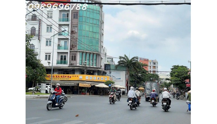 Bán Nhà Mặt Tiền 5m x 18m Chợ Hạnh Thông Tây Gò Vấp 3 lầu 4 phòng ngủ 9 tỷ chốt Giá cực tốt