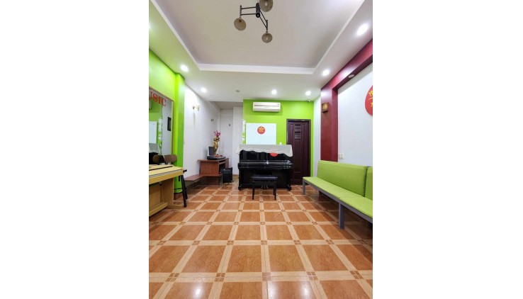 Bán nhà rẻ 1/ hẻm oto ngay Tân Hương quận Tân Phú 4.5  x21m chỉ 6.5 tỷ TL