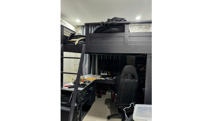 Bán căn hộ đã có sổ hồng gần sân bay giá 3.650 tỷ tặng nội thất y hình. LH 0932192028-Mai xem nhà ạ