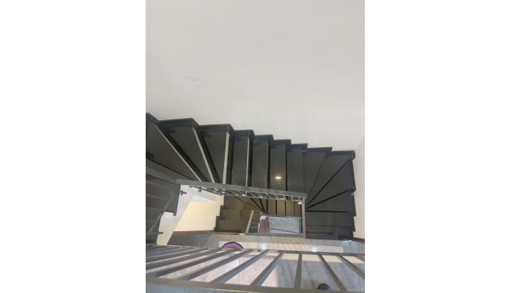 bán nhà phường 15, Gò Vấp, gần 40m2, Full nội thất, hẻm ÔTÔ, 4PN, chỉ NHỈNH 4 TỶ