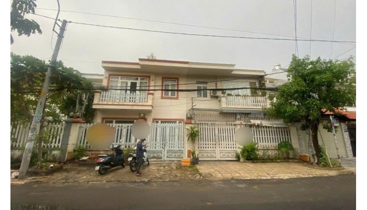 Biệt thự Nguyễn Hữu Dật DT 7x24m vuông vức, 2 tấm đúc