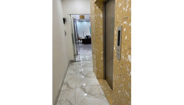 Chính Chủ Cần Bán Nhà CMT8 Quận 10 Giá 30 Tỷ