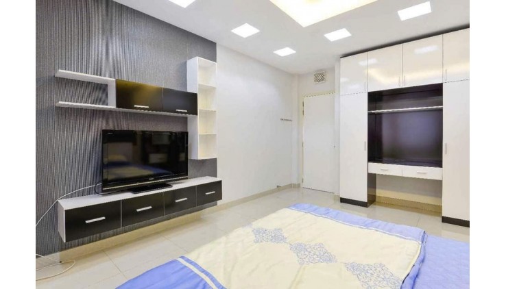 Bán nhà 5 tầng kiên cố Ni Sư Huỳnh Liên, Tân Bình, 4m x 20m, HXH, Chỉ 10.6 tỷ