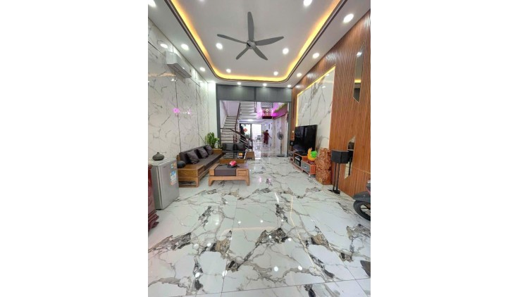NGÀY 25.09 CHỦ SOẮN BÁN GIẢM 500TR GIÁ MỚI 18.8 TỶ. 