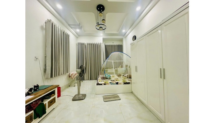 Bán nhà riêng 70m2 4pn 4 tầng HXH phường 16 quận 8 giá chỉ 6,7 tỷ