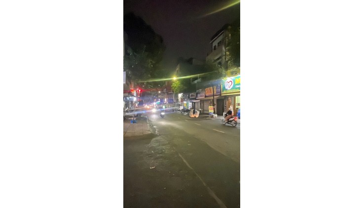 MẶT HẺM CHỢ PHÚ ĐỊNH, HẬU GIANG - TRUNG TÂM Q6 - KINH DOANH ĐỈNH - DÒNG TIỀN CHO THUÊ