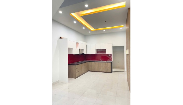 MẶT TIỀN NỘI KHU - SỔ VUÔNG VỨC - NHÀ MỚI Ở NGAY - CHỈ NHỈNH 8TỶ,