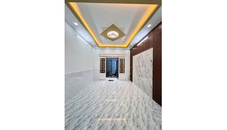Bán Gấp nhà Đ số 14 Lê Văn Quới gần ngã tư 4 xã hẻm 5m thông 1 sẹc 47m2,2Tầng Nhỉnh 4 tỷ