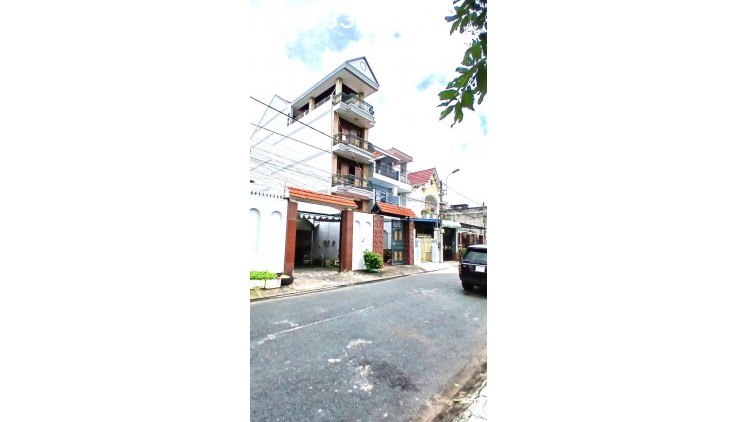 NHÀ ĐẸP VÀO Ở NGAY.HẺM Ô TÔ P.HIỆP PHÚ Q9 NGANG 5,7M CHỈ 6,X TỶ TL