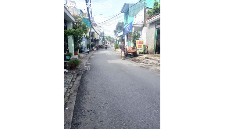 NHÀ ĐẸP VÀO Ở NGAY.HẺM Ô TÔ P.HIỆP PHÚ Q9 NGANG 5,7M CHỈ 6,X TỶ TL