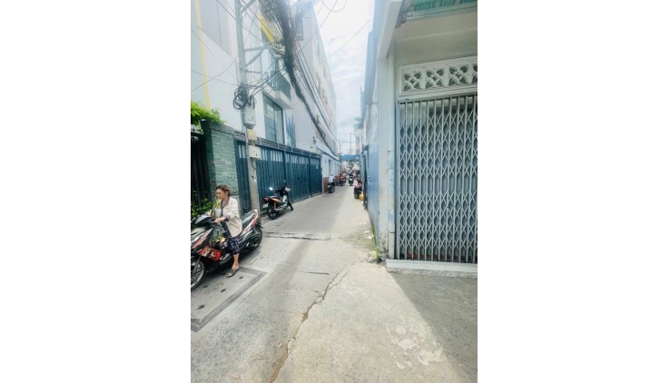 7ty6 CHO CĂN Ở TRUNG TÂM GẦN PHAN XÍCH LONG KHU SẦM UẤT KINH DOANH BUÔN BÁN MỌI NGÀNH NGHỀ (65M2 ) 1 TRỆT 1 LẦU ĐANG CHO THUÊ 13TR/ THÁNG