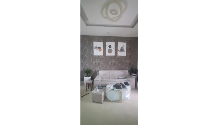Chuyển nhượng căn nhà Lô Góc Thạnh Xuân Quận 12 6.5m x13m