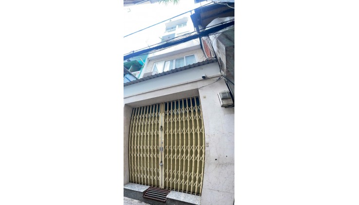 Chủ gửi bán gấp căn nhà hẻm 116 tô hiến thành 2 tầng 29m2 Quận 10 dài 9 p15