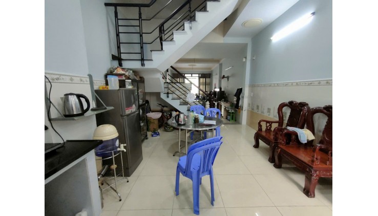 Bán Gấp nhà Ao Đôi hẻm 7m ,2 phút ra bệnh viện Bình Tân 62m2,2 Tầng Nhỉnh 4 tỷ