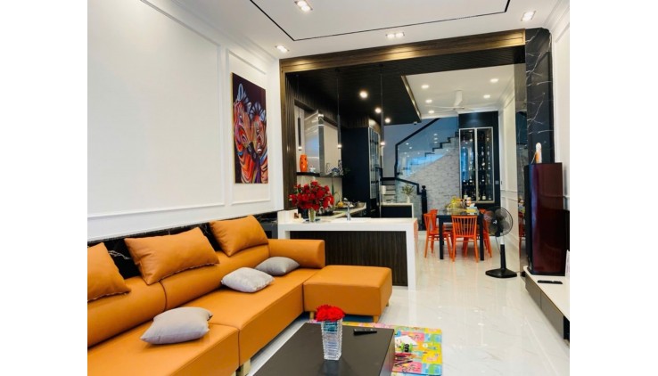 NHÀ ĐẸP NHẤT PHỐ. MÊ NGAY TỪ ÁNH NHÌN ĐẦU TIÊN. THIẾT KẾ TINH TẾ. HIỆN ĐẠI. VỊ TRÍ VIP TP THỦ ĐỨC. HƠN 12 TỶ CẦN BÁN GẤP.