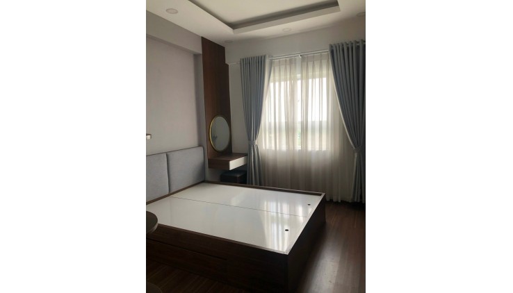 Bán căn hộ mặt tiền Nguyễn Văn Linh-Bình Chánh 2PN-2WC dt 70m2 giá 1,3ty. tặng full nội thất xịn