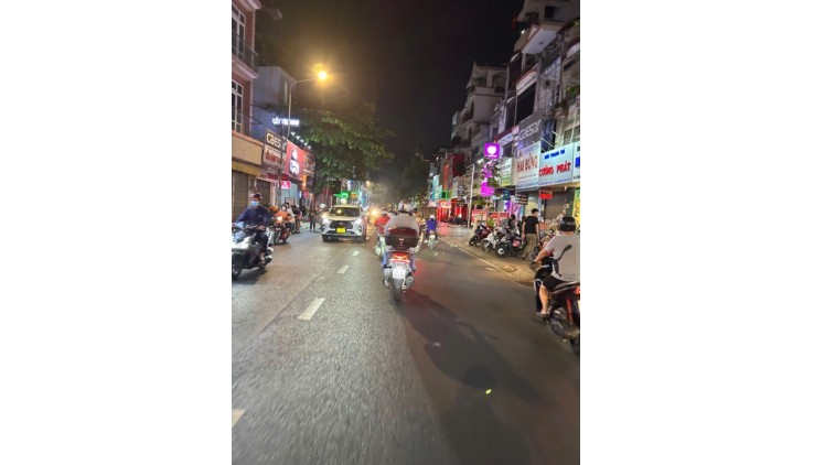 NHÀ PHƯỜNG 15 QUẬN 10 - MẶT TIỀN  - MỚI ĐẸP - 51M2 - LẦU ĐÚC - NHỈNH 6 TỶ