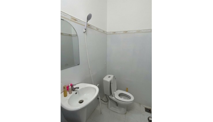 NHÀ MỚI TINH - QUẬN 10 - LẦU ĐÚC KIÊN CỐ- 51M2 - 2 MẶT TIỀN -  CHỈ CÓ 6.3 TỶ