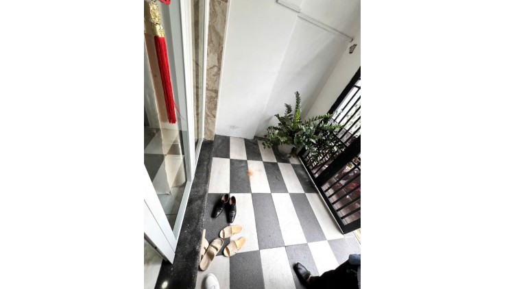 HIẾM CÓ, Nhà 3 tầng mới kiêng cố ở ngay 52m2, 4PN, Thủ Đức, chỉ 3 tỷ NHỈNH