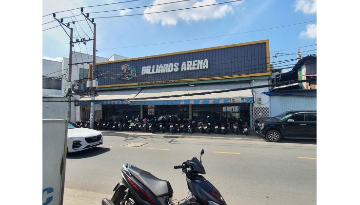 Cho thuê nhà MTKD Thoại Ngọc Hầu ngang 18m, DT 330m2.  Vị trí đắc địa ngay Bốn Xã.