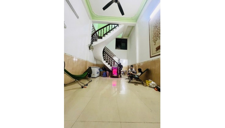 Bán Gấp nhà Đ 2 Gò Xoài đường 5m 2 phút ra chợ Gò Xoài 48m2,3 Tầng Nhỉnh 3 tỷ