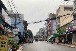 Bán Nhà Đường Tên Lửa (số 29). Bình Trị Đông B. Quận Bình Tân . DT 31m2 x 3 tầng (3.6 x 9). Giá 6.85 tỷ TL.