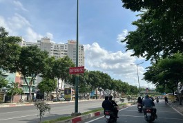 Nhà phố 5 tầng HXT thẳng trục Phạm Văn Đồng 70m2 ngang 5m cạnh sân bay chỉ 11.5 tỷ.