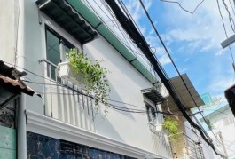 Bán Nhà Trần Thủ Độ, Phú Thạnh, Tân Phú, DT 22m2 - 5.15 x 4.1, Chỉ Nhỉnh 2 Tỷ.