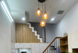 Nhà mới đẹp Âu Cơ 2 tầng 20M2 Quận Tân Bình đoạn gần (Bệnh Viện Quận Tân Phú ) HẺM OTO VF3 vào tới nhà, nhà cực đẹp, được kiến trúc sư thiết kế tỉ mỉ