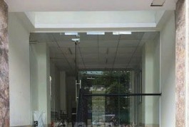CHO THUÊ TÒA NHÀ 7 TẦNG NGAY NGÃ 6 DÂN CHỦ QUẬN 3, GIÁ LÀ 70 TRIỆU/THÁNG