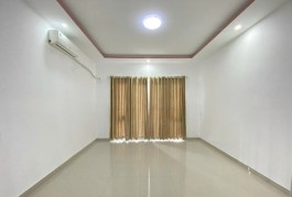 Bán nhà xinh Nguyễn Văn Nghi, Gò Vấp, Gần 50m2 , chỉ NHỈNH 3.X TỶ