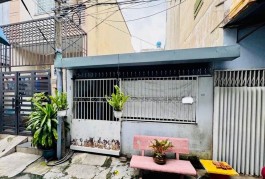 GIÁP TÂN PHÚ - GẦN CHỢ GÒ XOÀI - BÁN ĐẤT TẶNG NHÀ - HXH - 70M2 NHỈNH 4 TỶ XÍU