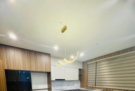 Nhà 4 tầng gần Nguyễn Duy Trinh MT kinh doanh,122m2 ,8PN , ô tô ngủ, HC