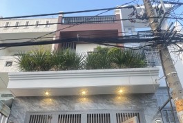 Bán nhà đẹp HXH Thông - DT 4 x 14m - 3 Lầu - 4 PN