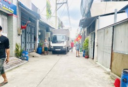 Bán Gấp nhà Đ 8 ngay AEON Tân Phú hẻm 6m thông Kinh Doanh 34m2 ,2 Tầng Nhỉnh 3 tỷ xíu
