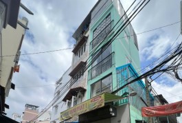 Mặt tiền căn góc đúc 5 tấm Q 4 hơn 2 ,5 tỷ xx