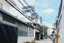 Bán Gấp nhà HL3 ngay AEON Tân Phú hẻm 5m gần mặt tiền 36m2 ,2 Tầng Nhỉnh 2 tỷ